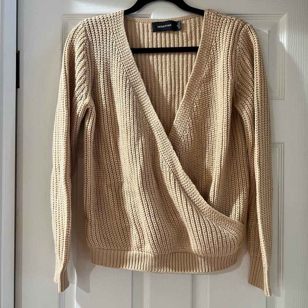 MINKPINK Women's Tan V-Neck Sweater. XS. Gently used.